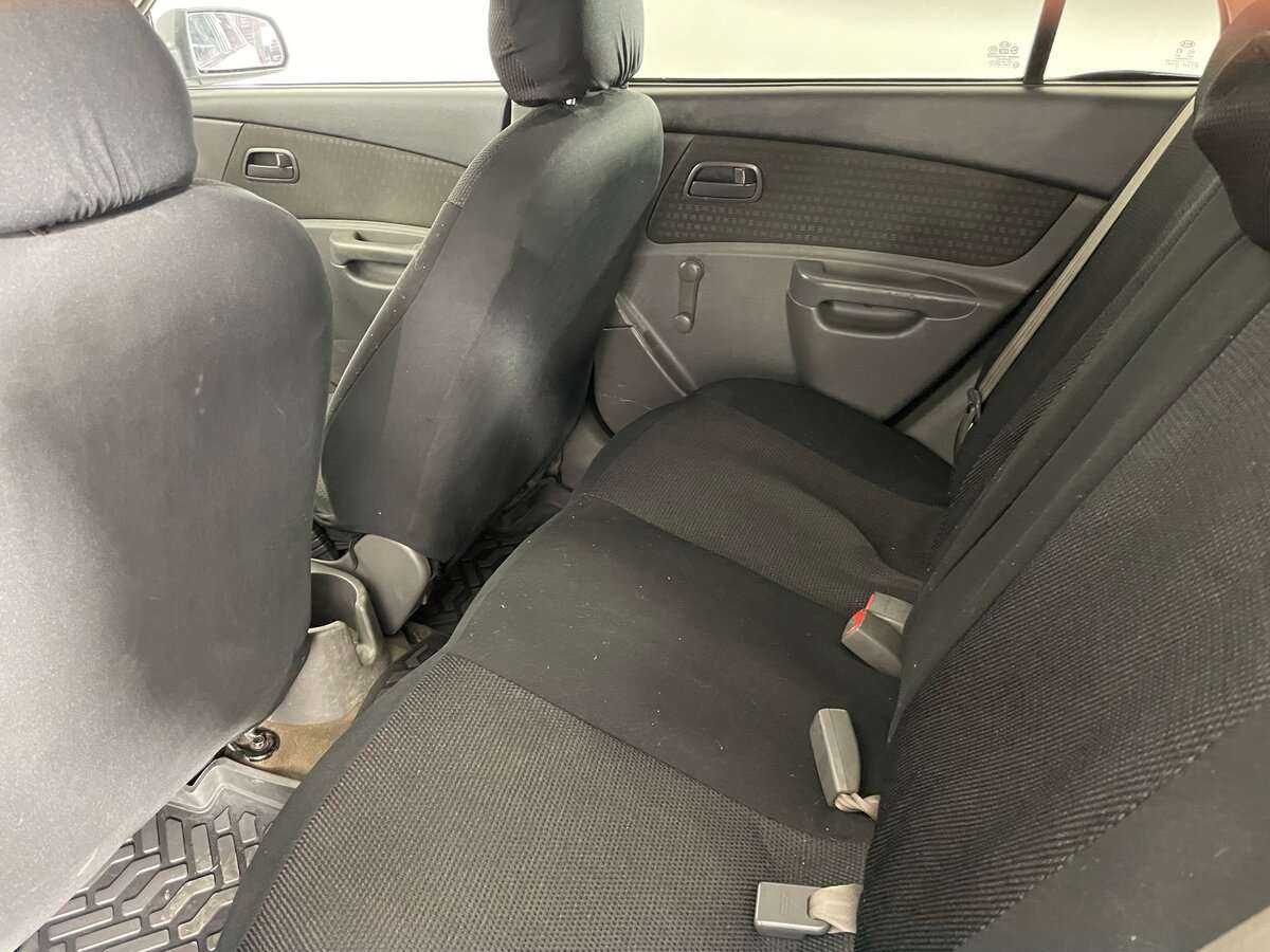 Купить Kia Rio с пробегом. Фото: #17