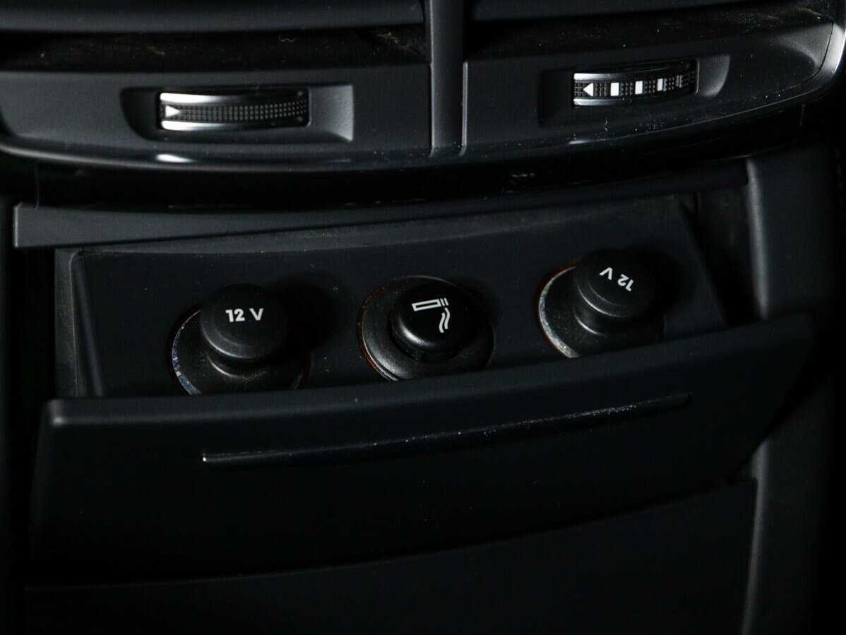 Купить Audi A8 с пробегом. Фото: #20
