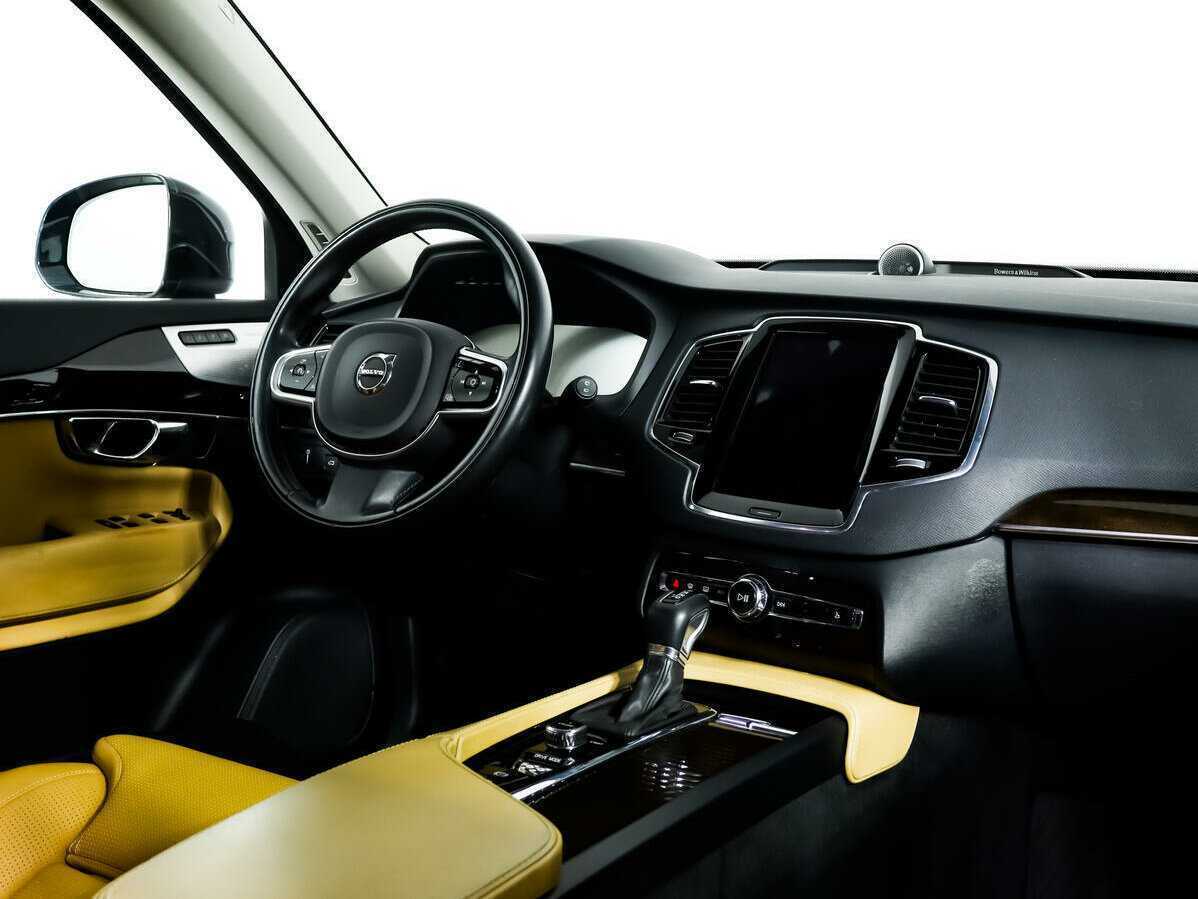 Купить Volvo XC90 с пробегом. Фото: #8
