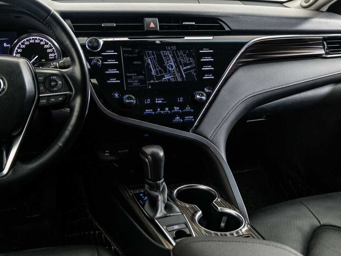 Купить Toyota Camry с пробегом. Фото: #13