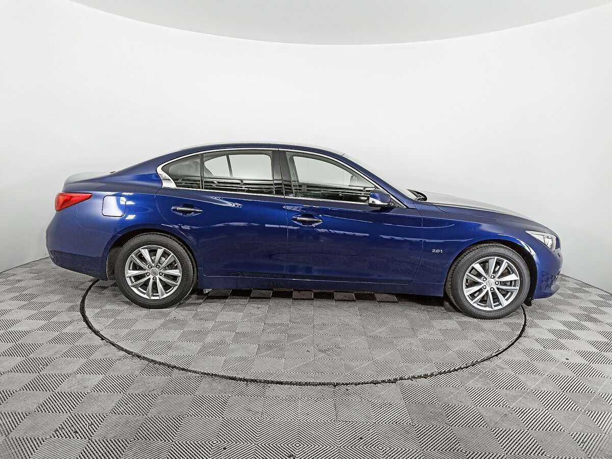 Купить Infiniti Q50 с пробегом. Фото: #3