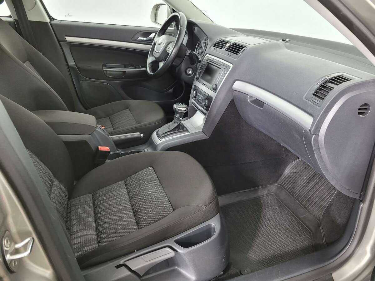 Купить Skoda Octavia с пробегом. Фото: #13