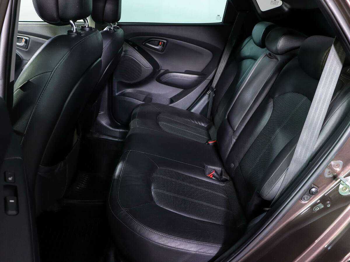 Купить Hyundai ix35 с пробегом. Фото: #9