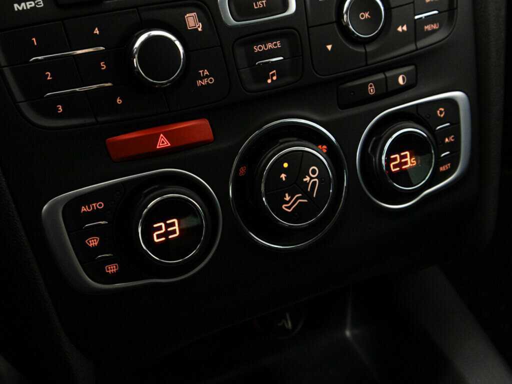 Купить Citroen C4 с пробегом. Фото: #14