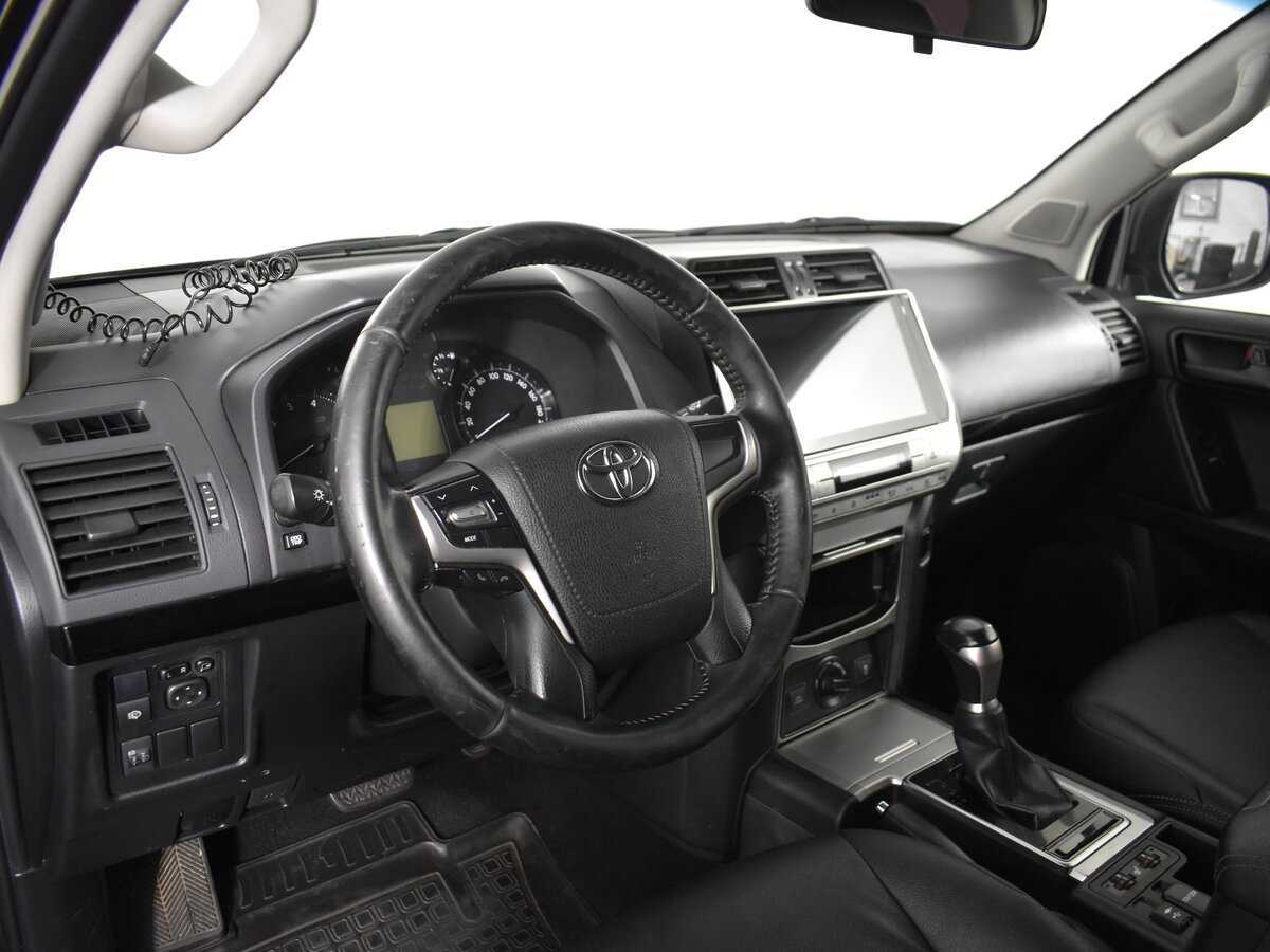 Купить Toyota Land Cruiser Prado с пробегом. Фото: #8