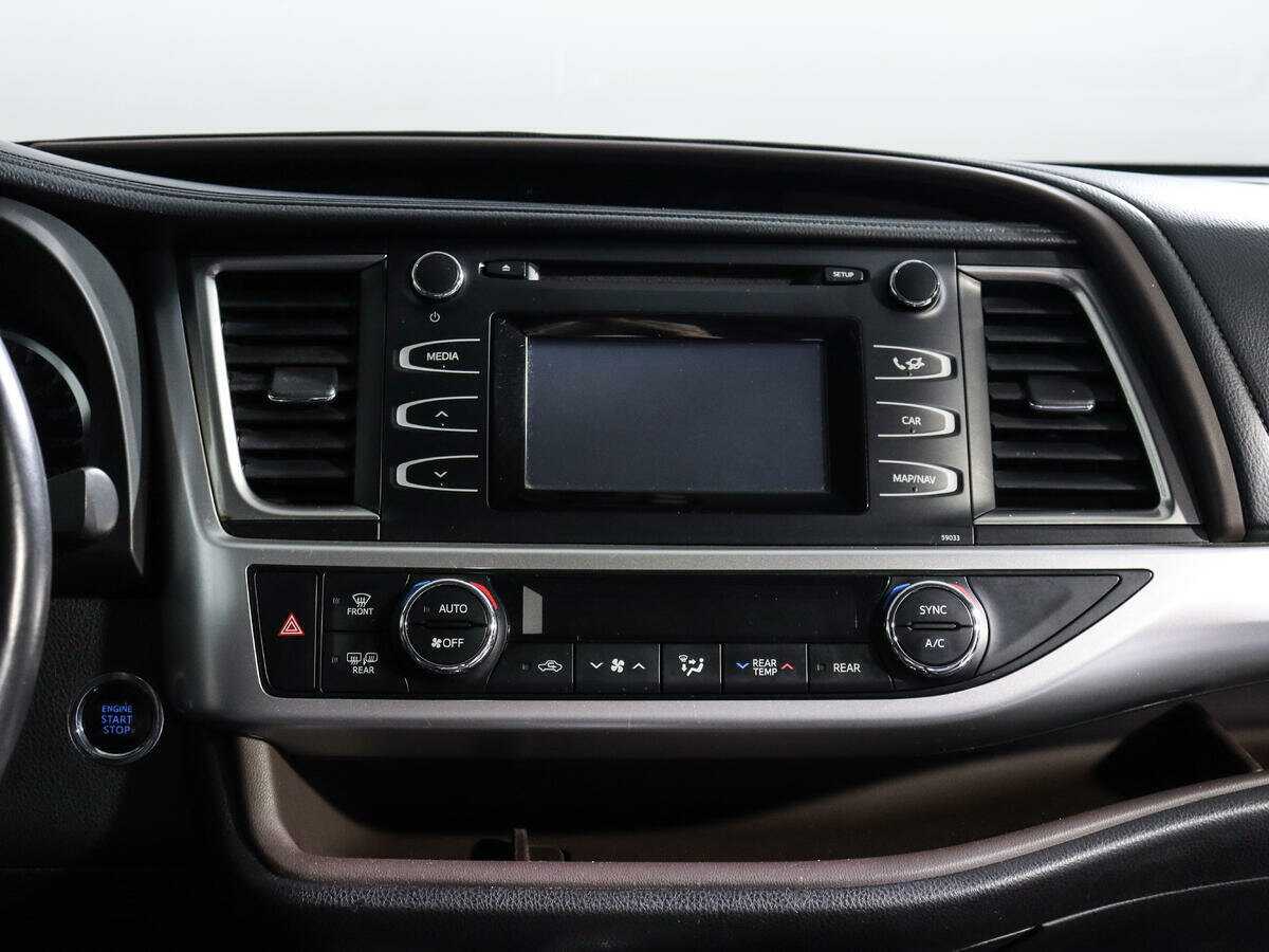 Купить Toyota Highlander с пробегом. Фото: #10