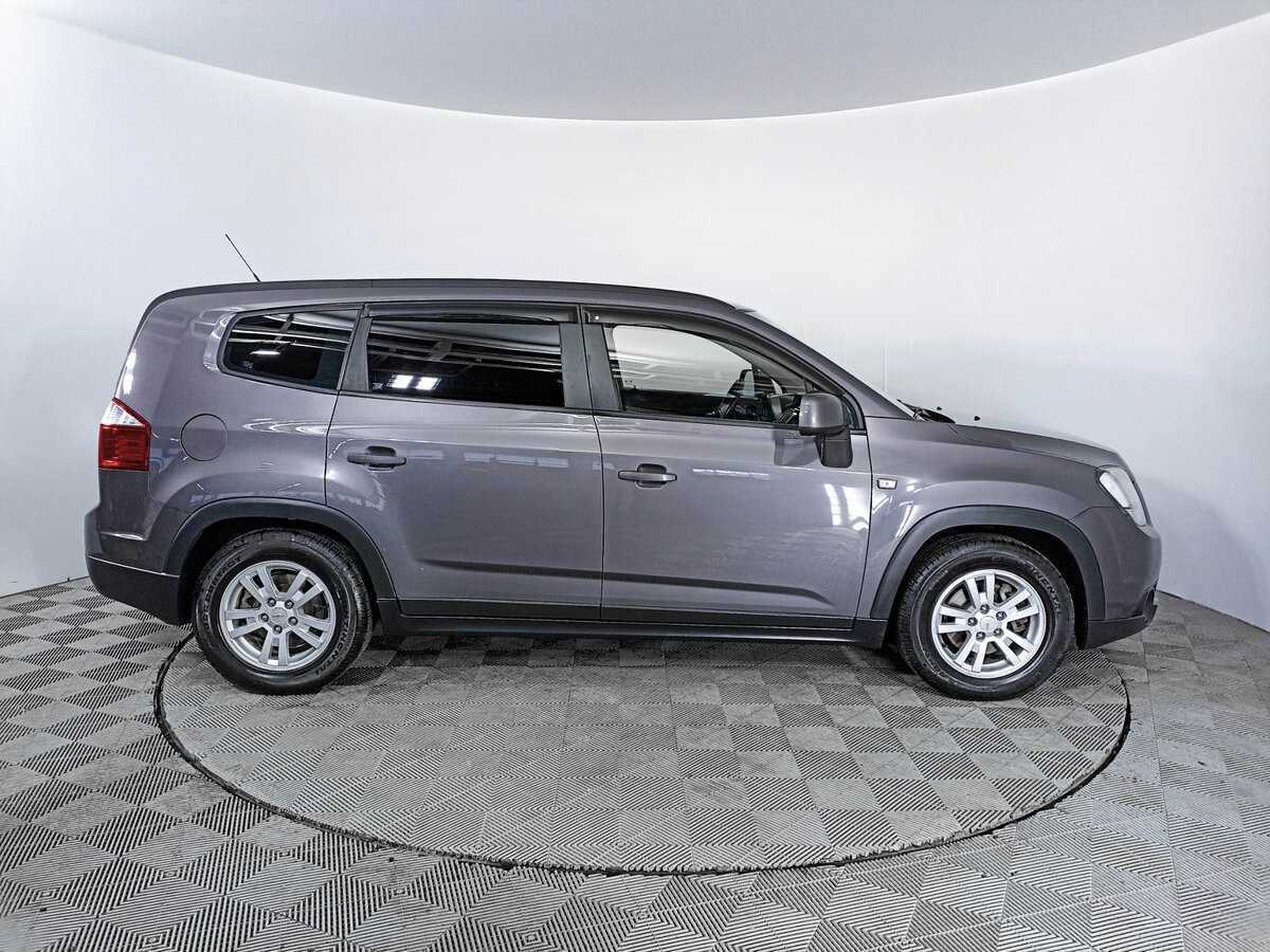 Купить Chevrolet Orlando с пробегом. Фото: #3