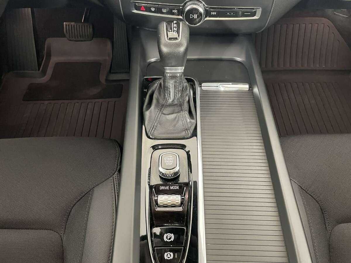 Купить Volvo XC60 с пробегом. Фото: #12