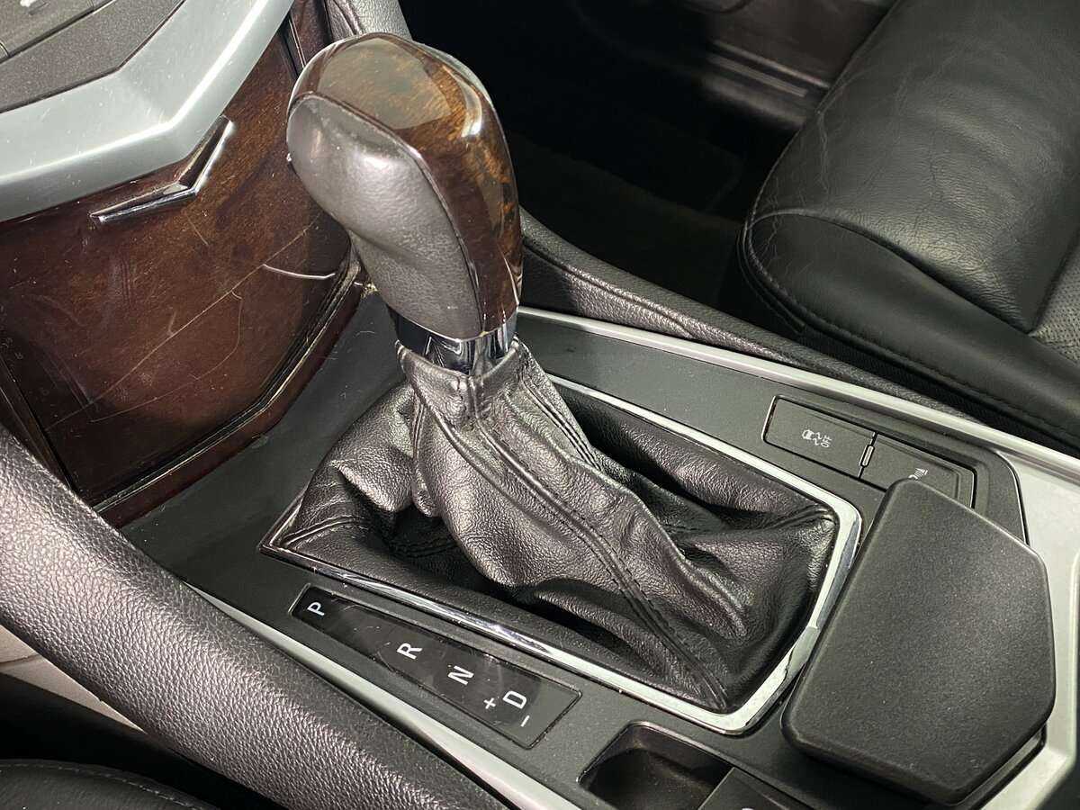 Купить Cadillac SRX с пробегом. Фото: #18