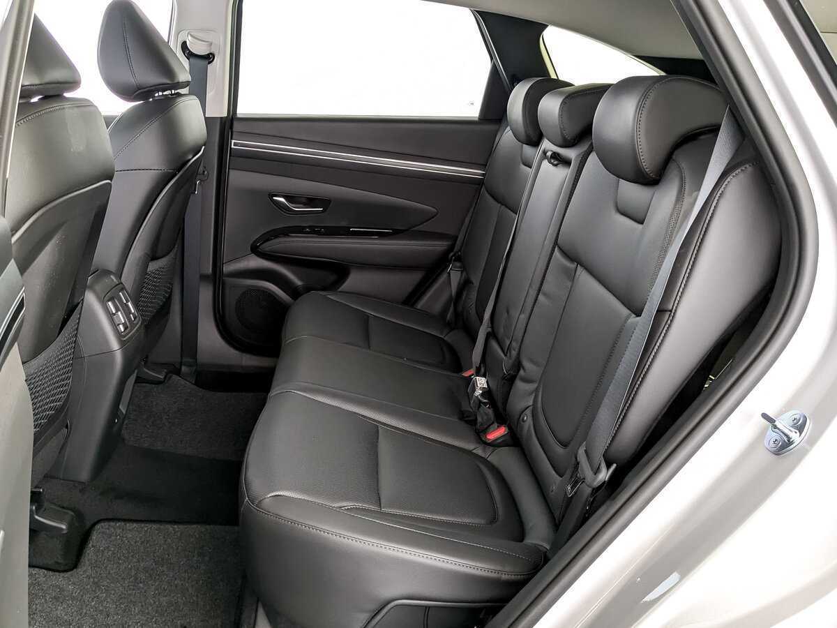 Купить Hyundai Tucson с пробегом. Фото: #9