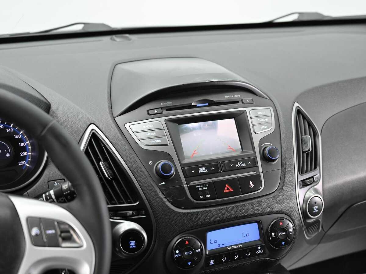 Купить Hyundai ix35 с пробегом. Фото: #10