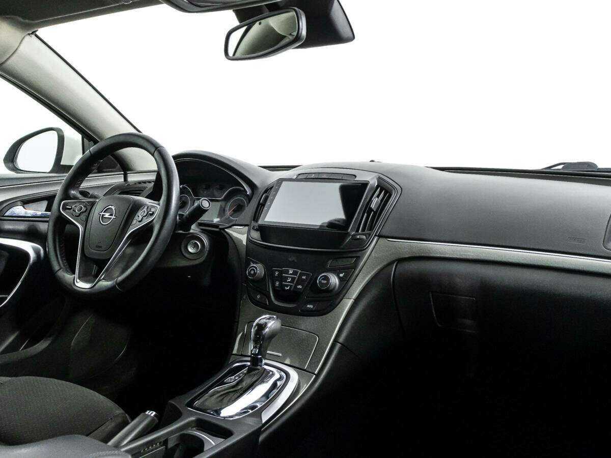 Купить Opel Insignia с пробегом. Фото: #8
