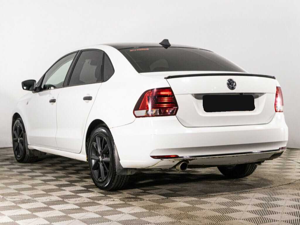 Купить Volkswagen Polo с пробегом. Фото: #6
