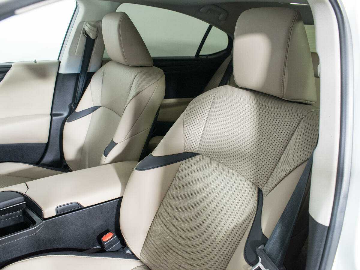 Купить Lexus ES с пробегом. Фото: #14