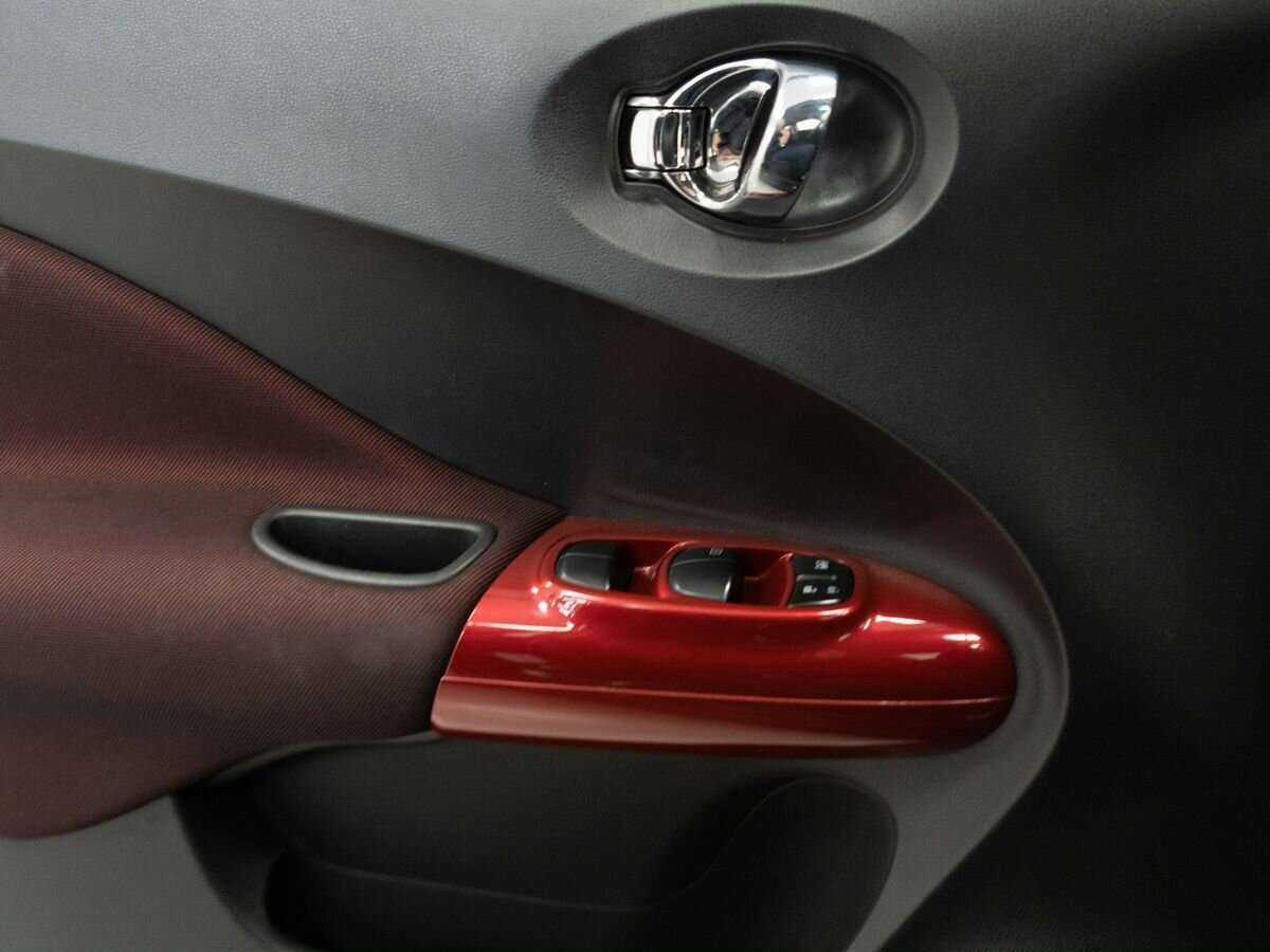 Купить Nissan Juke с пробегом. Фото: #13