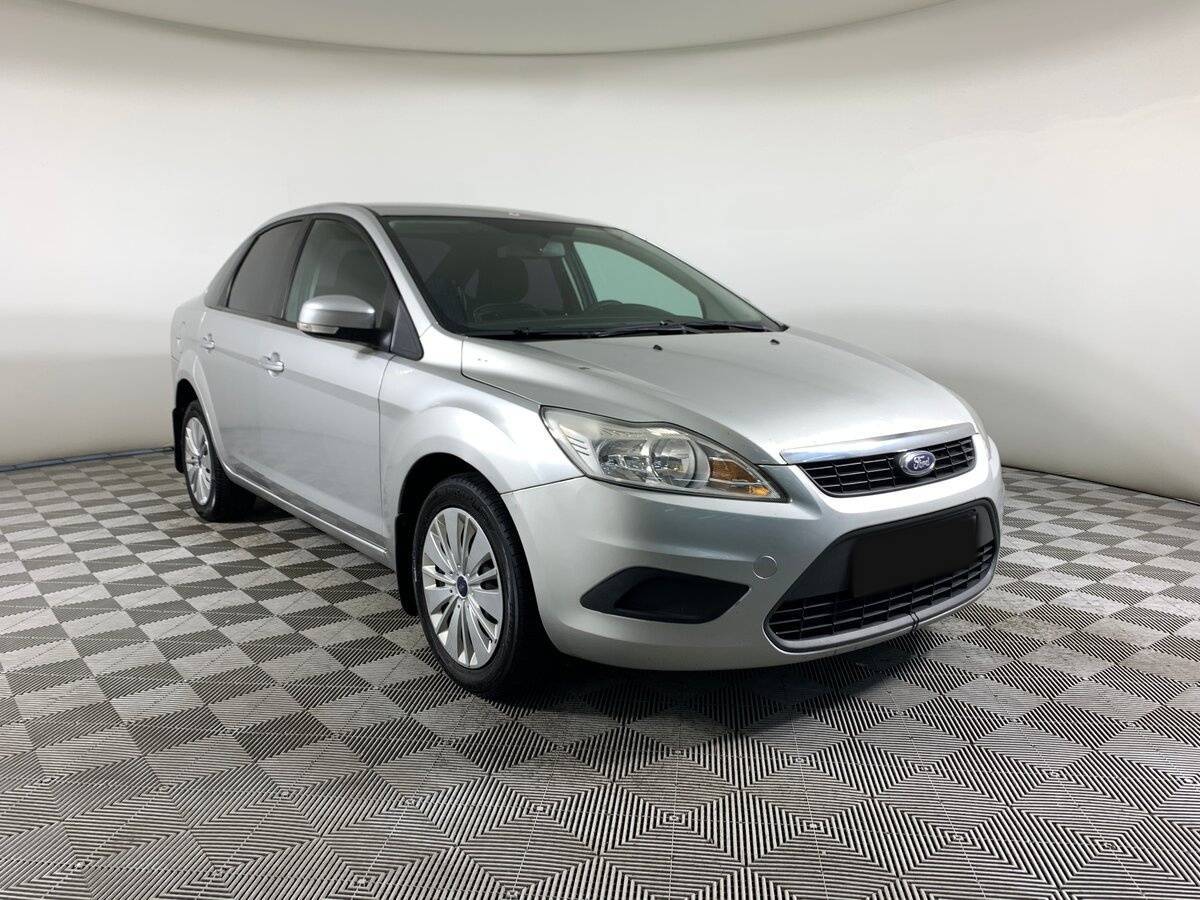 Купить Ford Focus с пробегом. Фото: #2