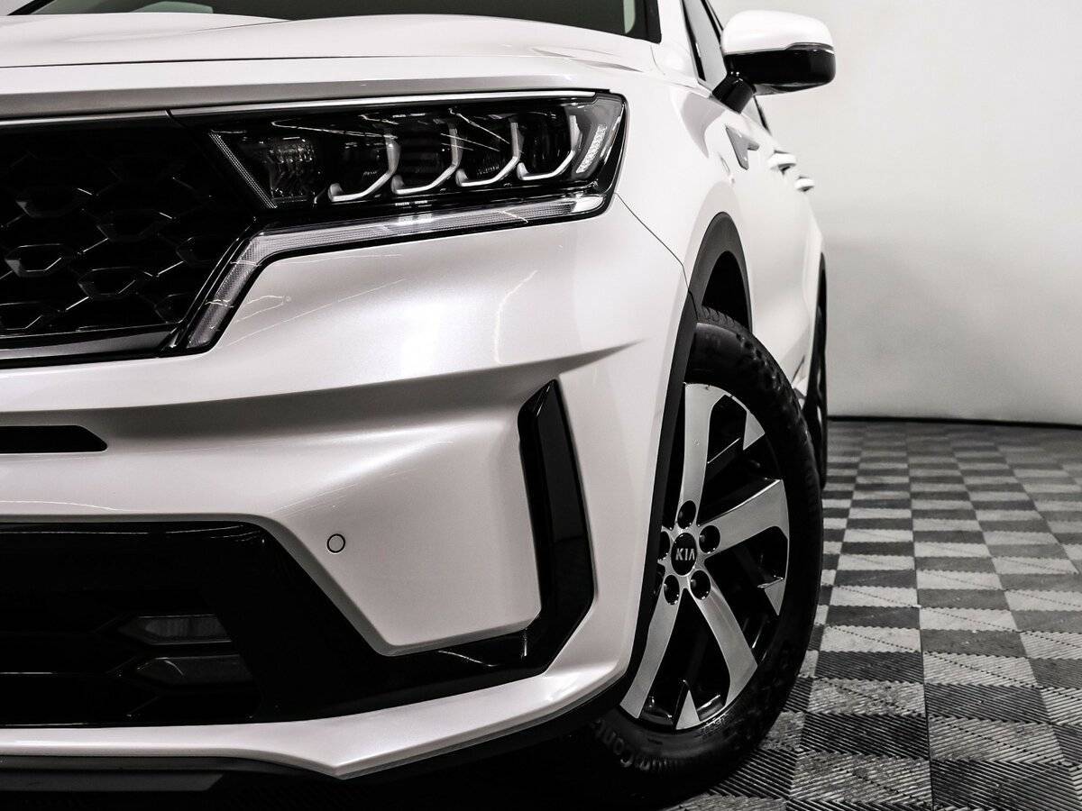 Купить Kia Sorento с пробегом. Фото: #13