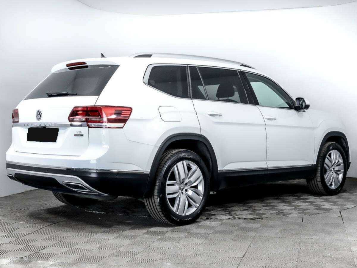 Купить Volkswagen Teramont с пробегом. Фото: #3