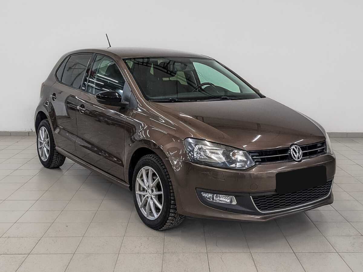 Купить Volkswagen Polo с пробегом. Фото: #2
