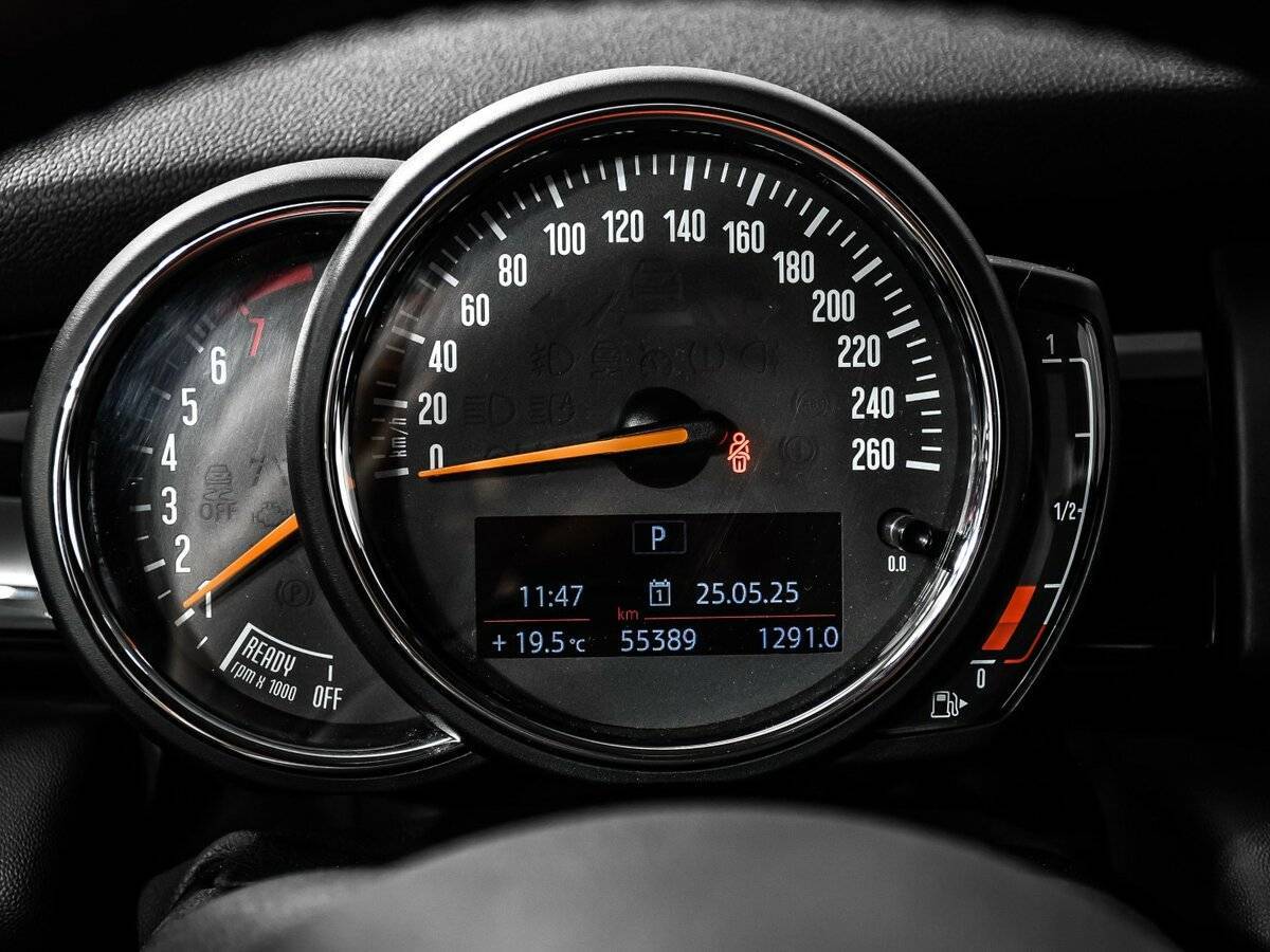 Купить Mini Hatch с пробегом. Фото: #9