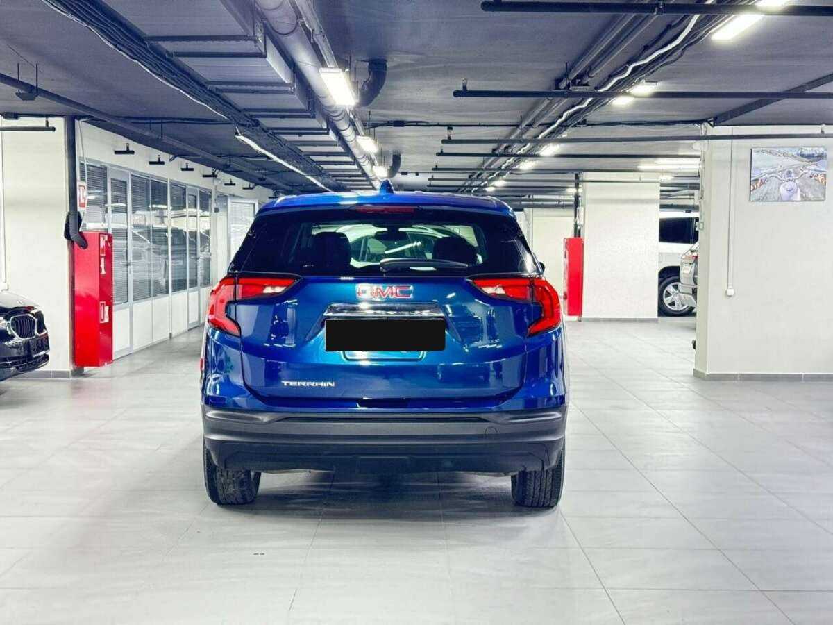 Купить GMC Terrain с пробегом. Фото: #3
