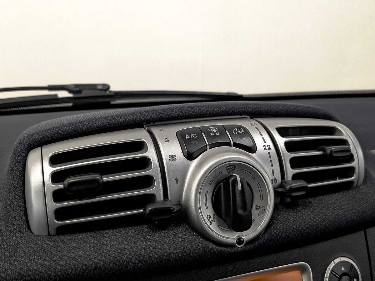 Купить Smart Fortwo с пробегом. Фото: #22