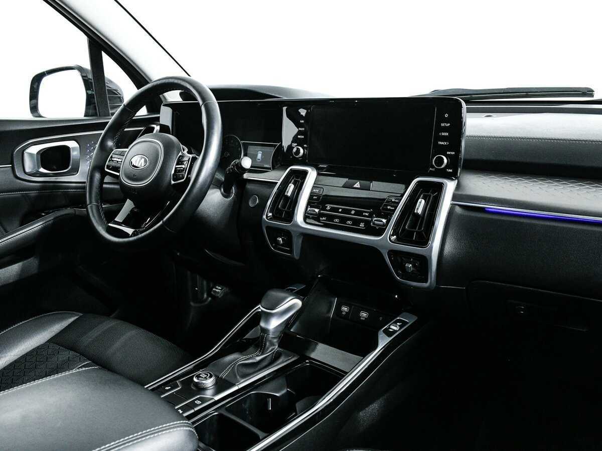 Купить Kia Sorento с пробегом. Фото: #8