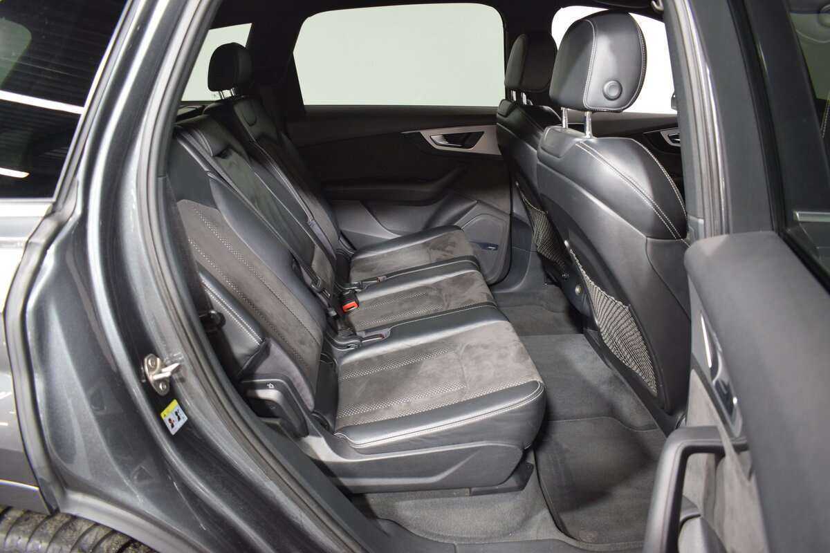 Купить Audi Q7 с пробегом. Фото: #14