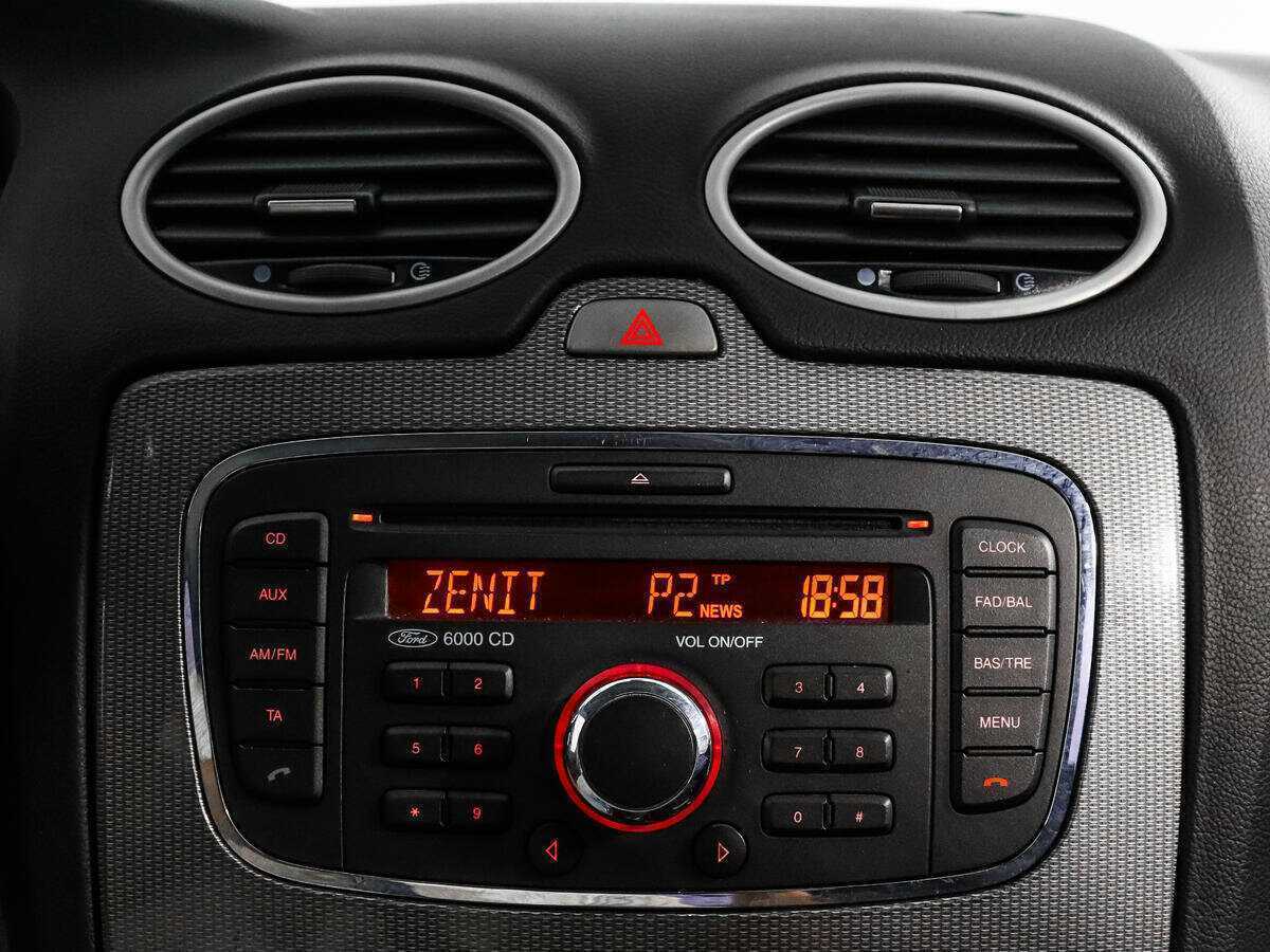 Купить Ford Focus с пробегом. Фото: #12