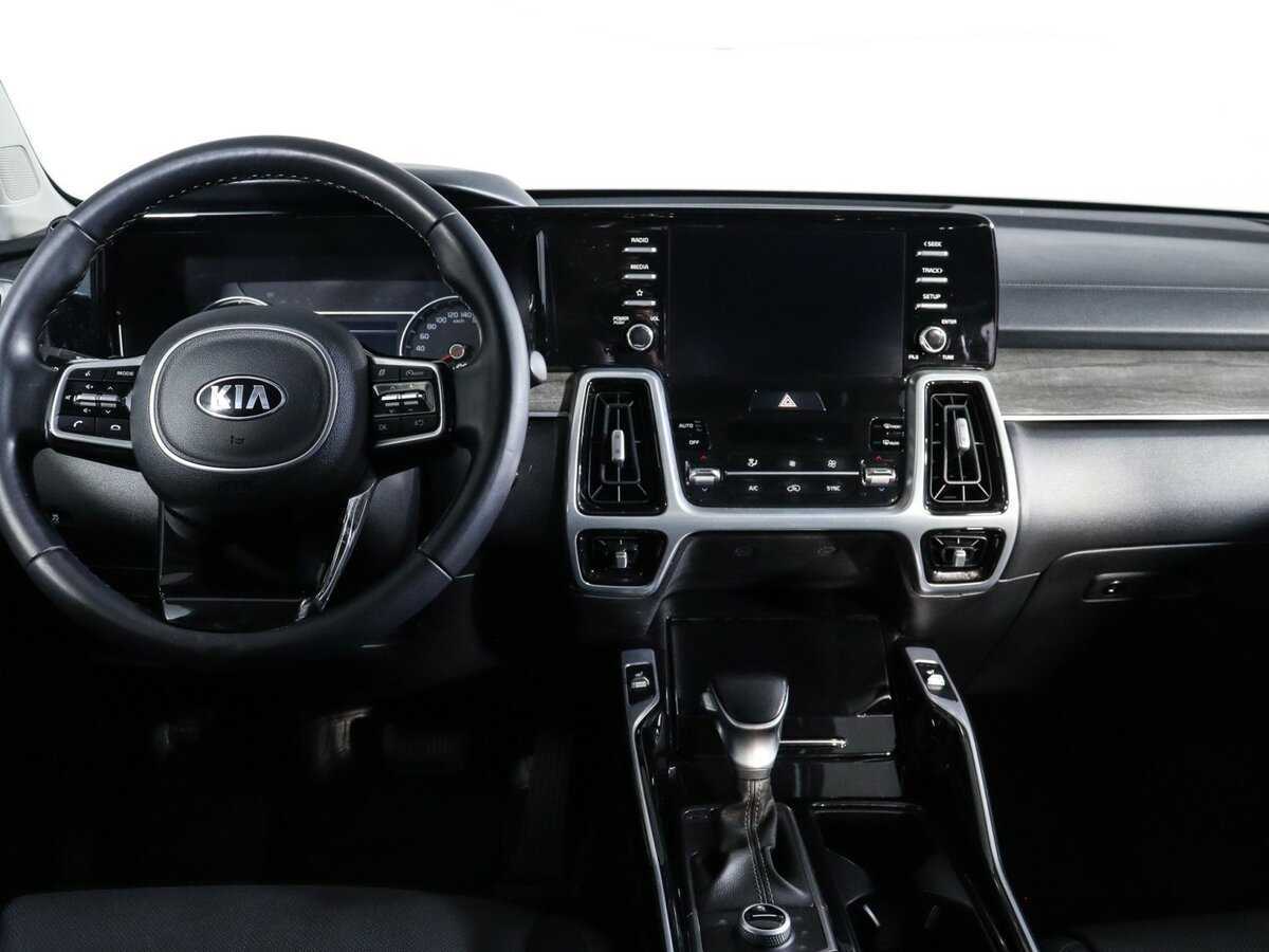 Купить Kia Sorento с пробегом. Фото: #8