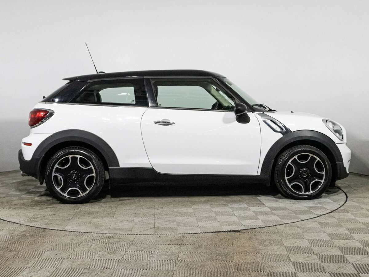Купить Mini Paceman с пробегом. Фото: #3