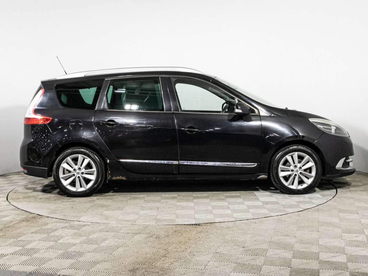 Купить Renault Scenic с пробегом. Фото: #3