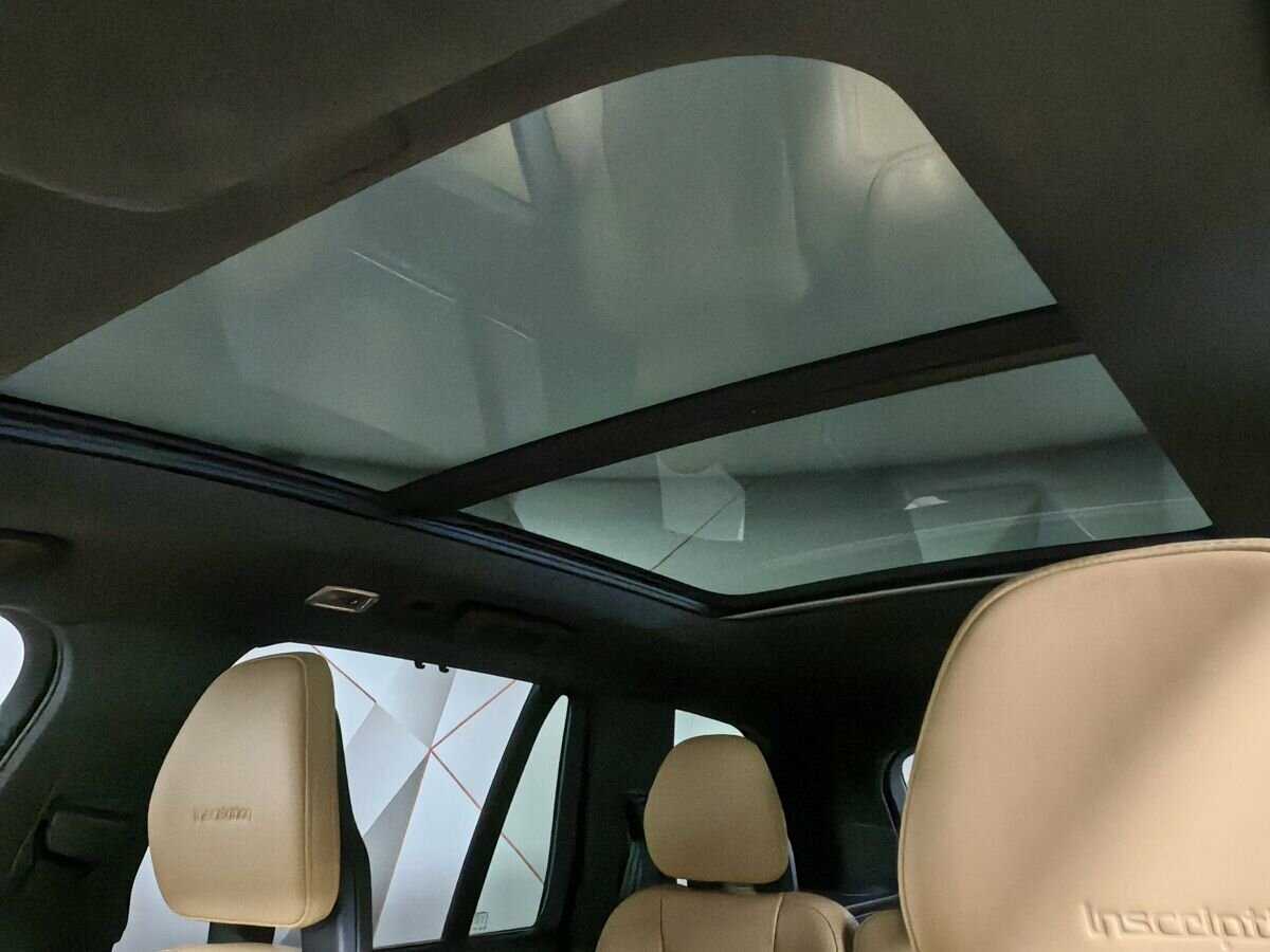 Купить Volvo XC90 с пробегом. Фото: #17