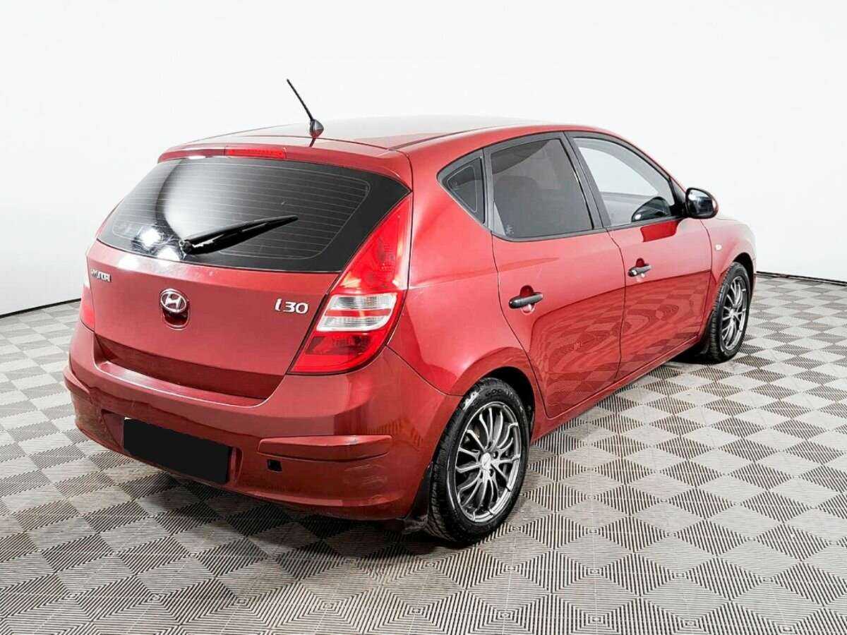 Купить Hyundai i30 с пробегом. Фото: #4
