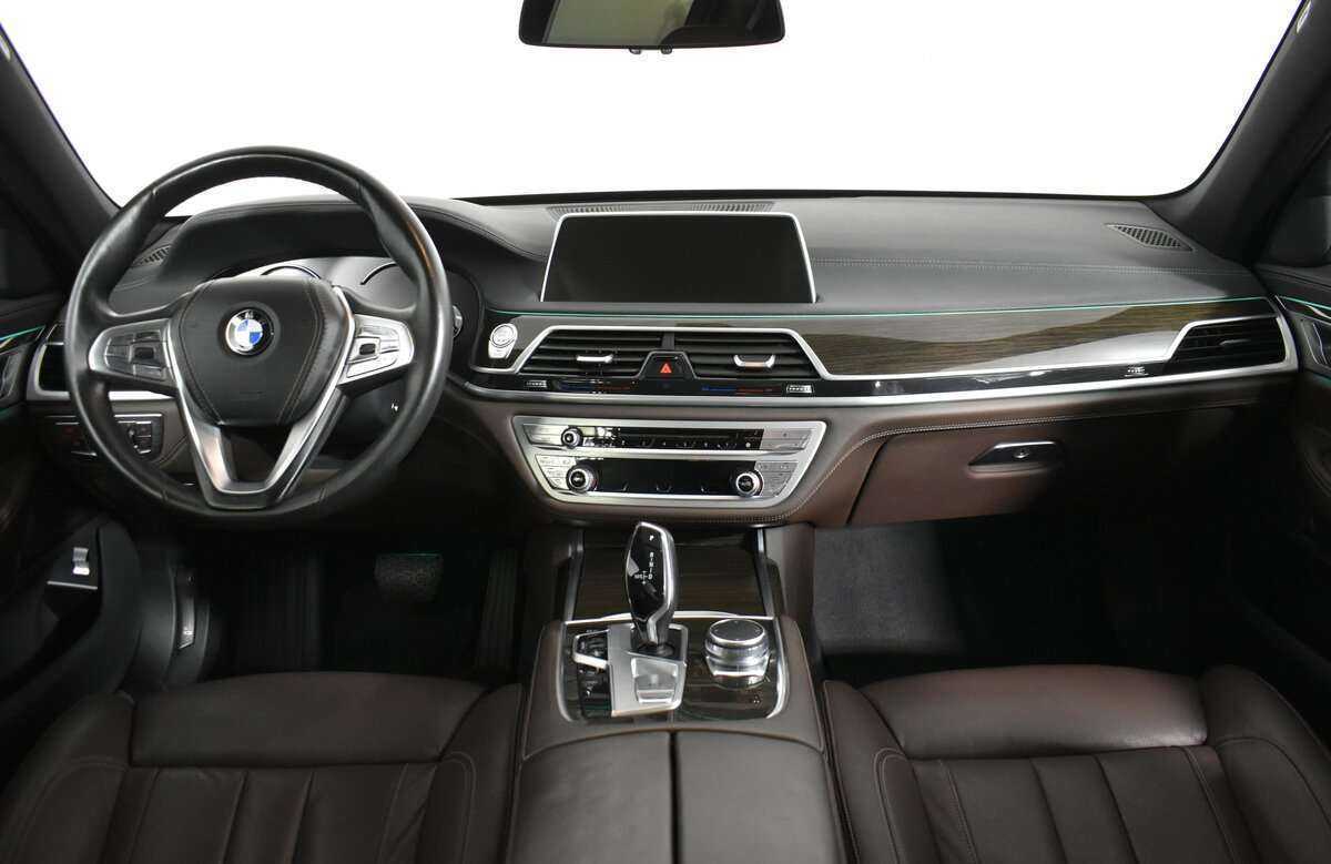 Купить BMW 7 серии с пробегом. Фото: #20