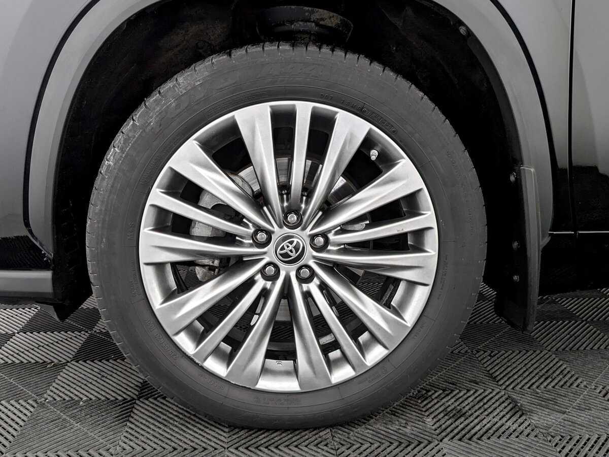 Купить Toyota Highlander с пробегом. Фото: #17