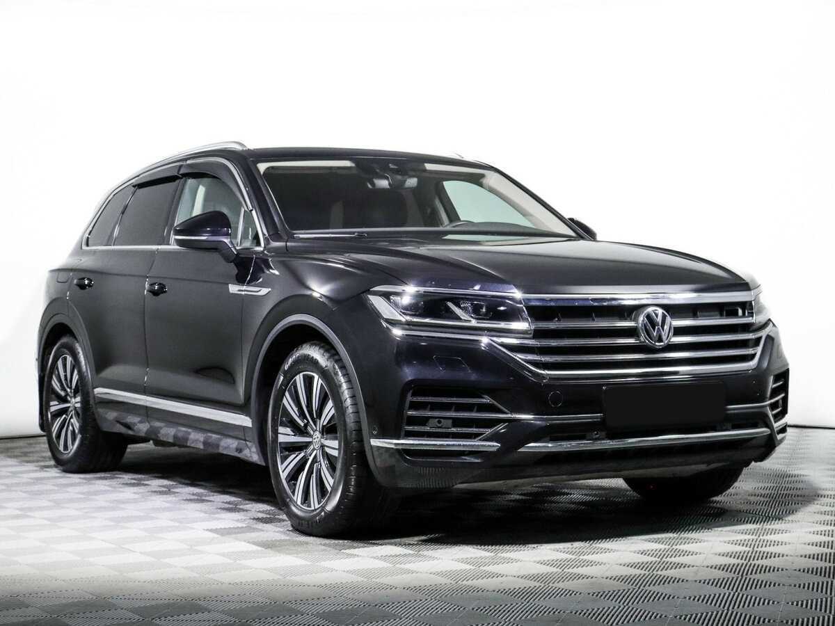 Купить Volkswagen Touareg с пробегом. Фото: #2