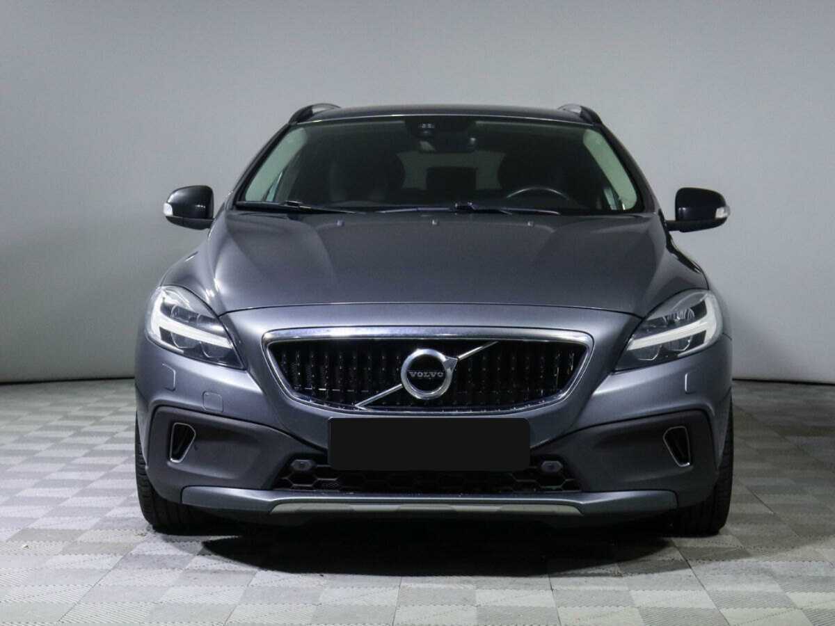 Купить Volvo V40 Cross Country с пробегом. Посмотреть фото