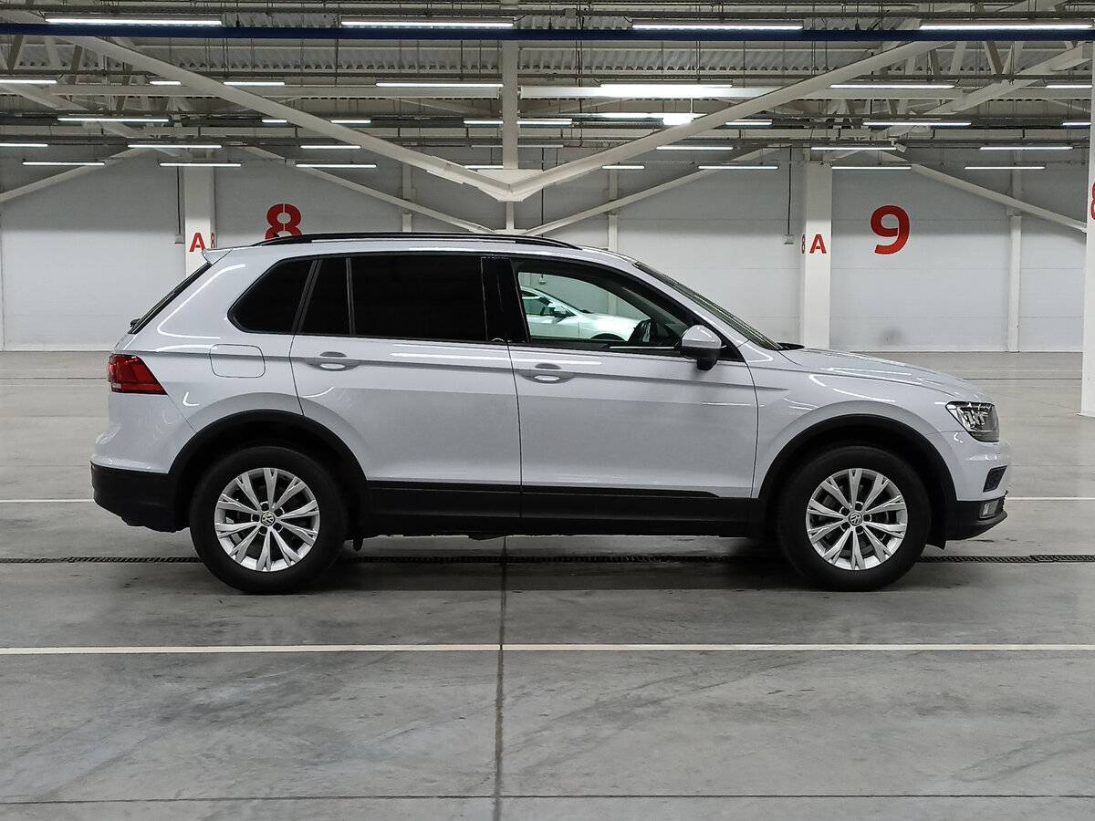 Купить Volkswagen Tiguan с пробегом. Фото: #3