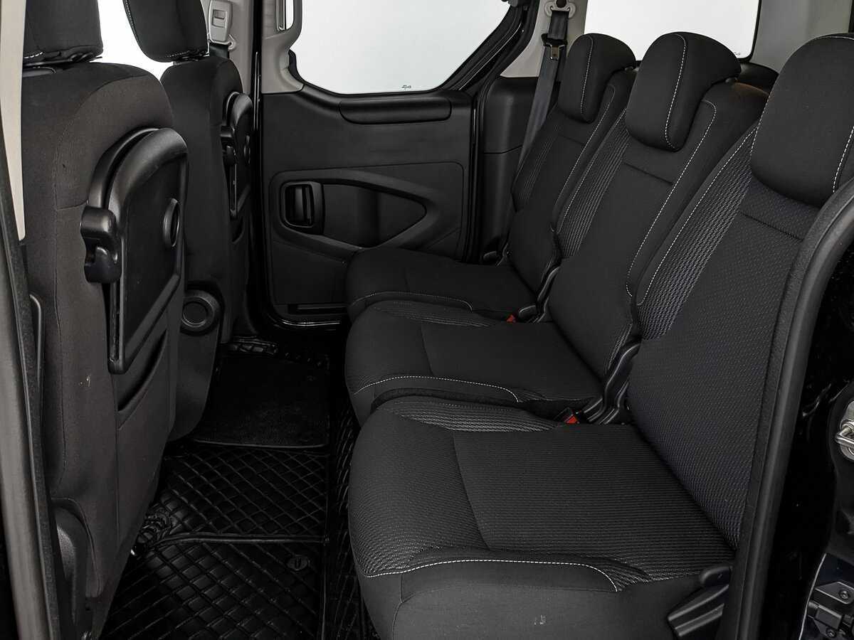 Купить Opel Combo с пробегом. Фото: #17