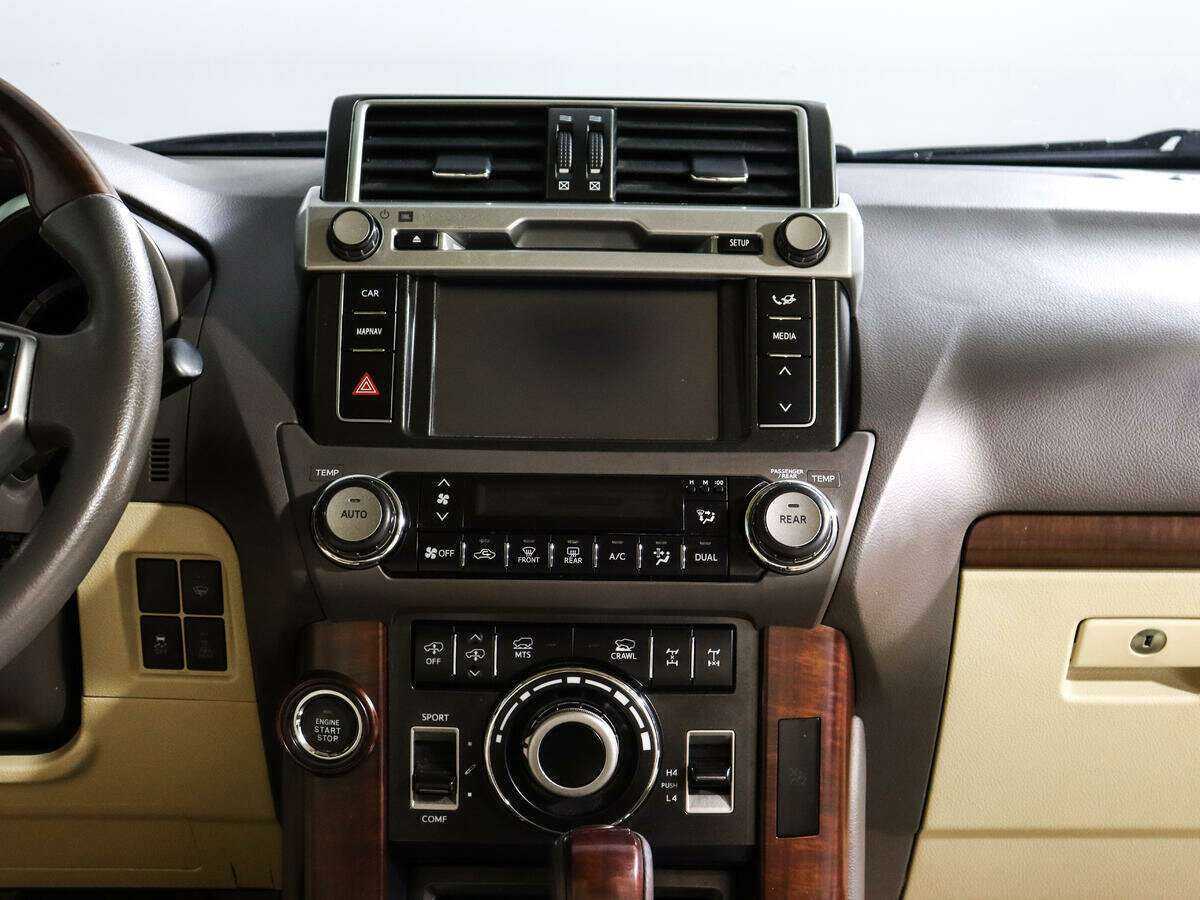 Купить Toyota Land Cruiser Prado с пробегом. Фото: #10