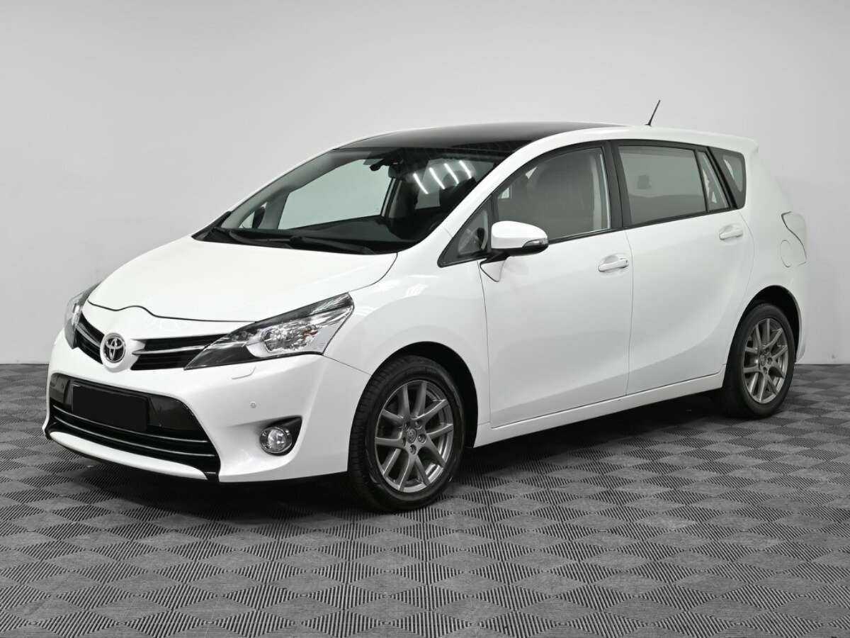 Купить Toyota Verso с пробегом. Посмотреть фото