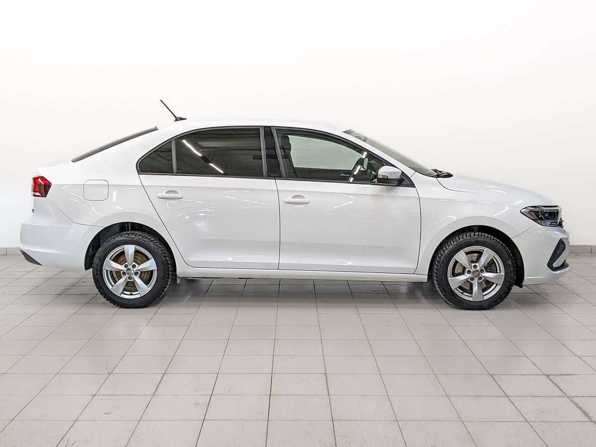 Купить Volkswagen Polo с пробегом. Фото: #3