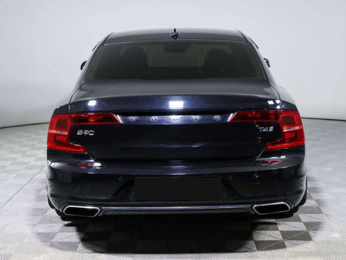 Купить Volvo S90 с пробегом. Фото: #4