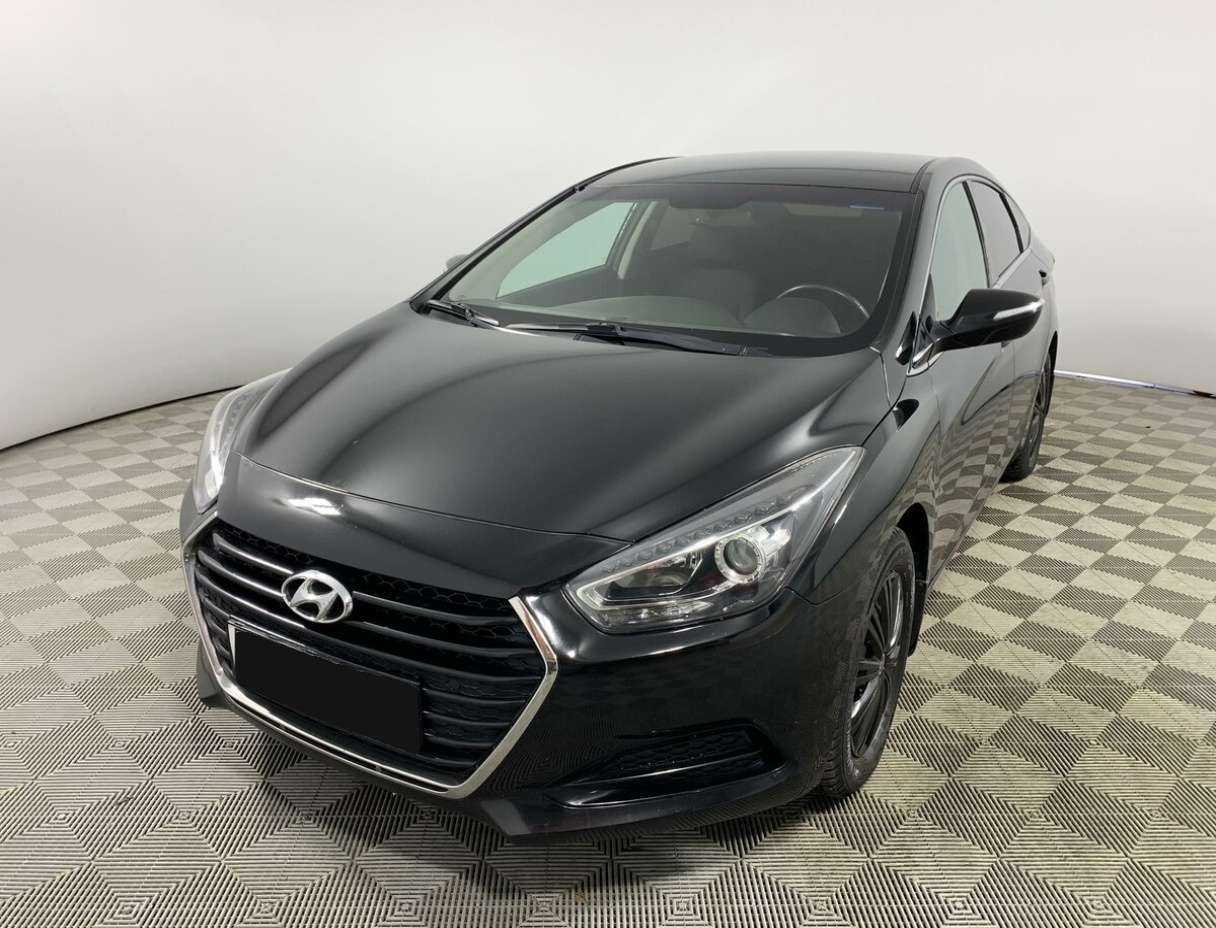 Купить Hyundai i40 с пробегом. Фото: #0