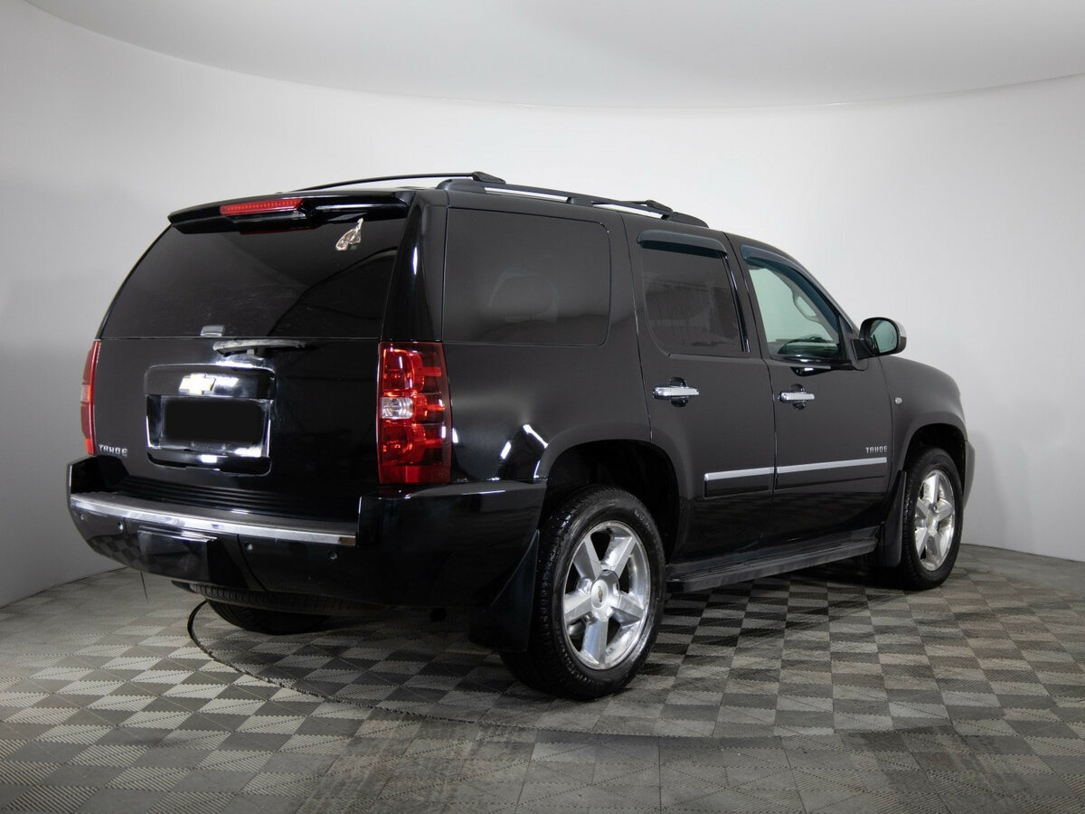 Купить Chevrolet Tahoe с пробегом. Фото: #4
