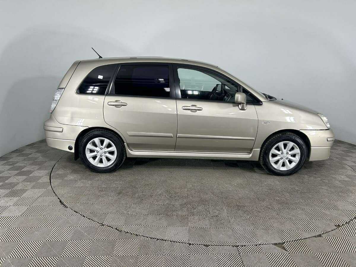 Купить Suzuki Liana с пробегом. Фото: #3