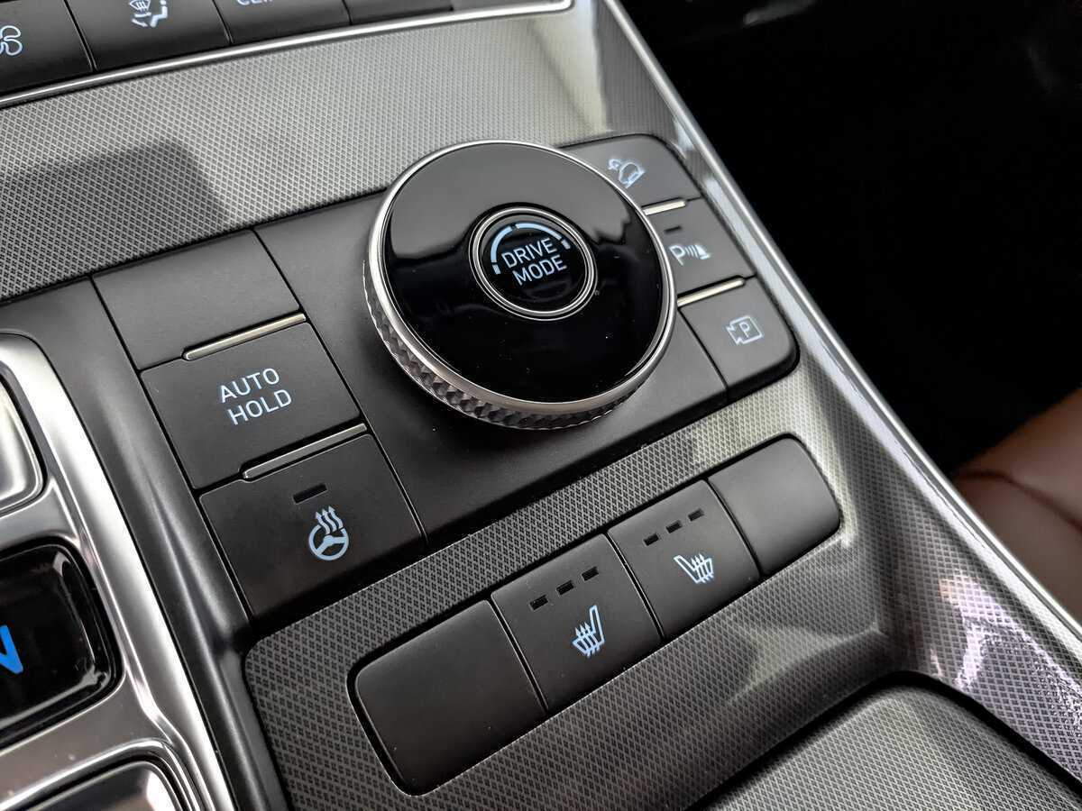 Купить Hyundai Santa Fe с пробегом. Фото: #21