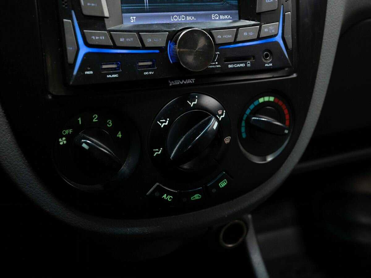 Купить Daewoo Gentra с пробегом. Фото: #15