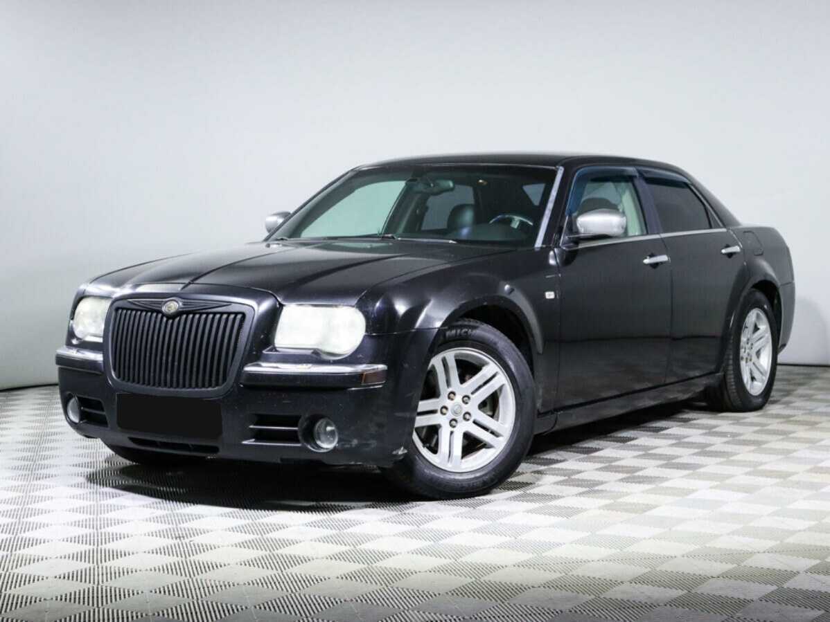 Купить Chrysler 300C с пробегом. Фото: #0